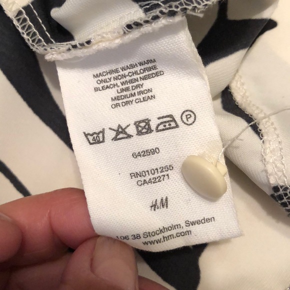 H&M TUNIC - Picture 3 of 10